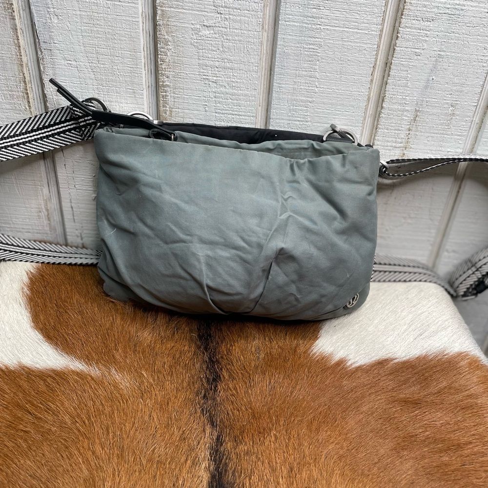 Lululemon crossbody purse  - Picture 2 of 10